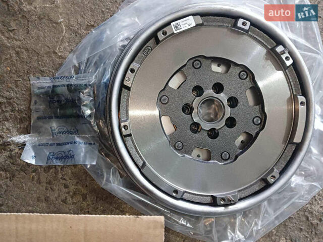 Коричневый Рено Меган, объемом двигателя 1.5 л и пробегом 252 тыс. км за 9300 $, фото 42 на Automoto.ua