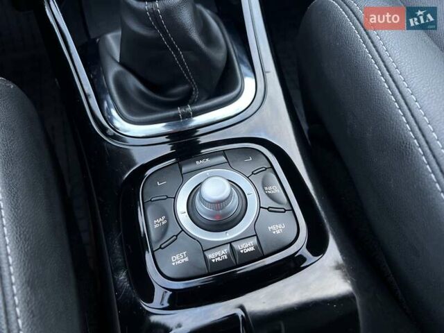 Коричневый Рено Меган, объемом двигателя 1.46 л и пробегом 223 тыс. км за 8999 $, фото 128 на Automoto.ua