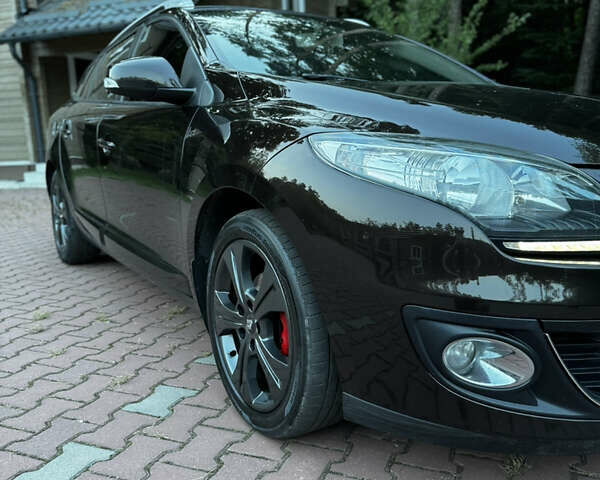 Коричневый Рено Меган, объемом двигателя 1.5 л и пробегом 260 тыс. км за 6999 $, фото 19 на Automoto.ua