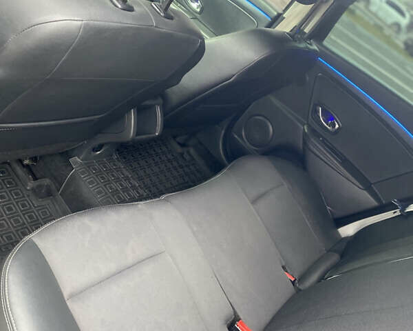 Коричневий Рено Меган, об'ємом двигуна 1.5 л та пробігом 267 тис. км за 8300 $, фото 31 на Automoto.ua