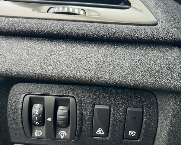 Коричневый Рено Меган, объемом двигателя 1.5 л и пробегом 246 тыс. км за 7450 $, фото 28 на Automoto.ua