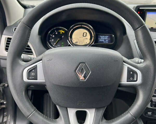 Коричневый Рено Меган, объемом двигателя 1.5 л и пробегом 246 тыс. км за 7450 $, фото 23 на Automoto.ua