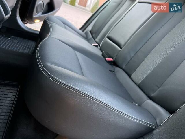 Коричневый Рено Меган, объемом двигателя 1.46 л и пробегом 223 тыс. км за 8999 $, фото 82 на Automoto.ua