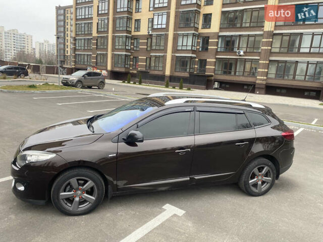 Коричневий Рено Меган, об'ємом двигуна 1.5 л та пробігом 267 тис. км за 8300 $, фото 13 на Automoto.ua