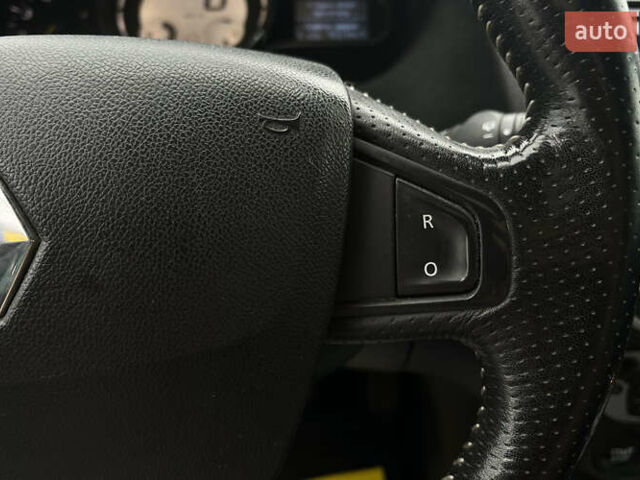 Рено Меган 2013 в Мукачеве на Automoto.ua Коричневый Рено Меган, объемом двигателя 1.46 л и пробегом 214 тыс. км за 9300 $, фото 13 на Automoto.ua