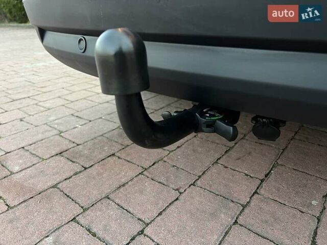 Коричневый Рено Меган, объемом двигателя 1.46 л и пробегом 223 тыс. км за 8999 $, фото 65 на Automoto.ua