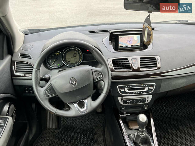 Рено Меган 2013 в Днепре (Днепропетровске) на Automoto.ua Коричневый Рено Меган, объемом двигателя 1.46 л и пробегом 324 тыс. км за 7100 $, фото 24 на Automoto.ua