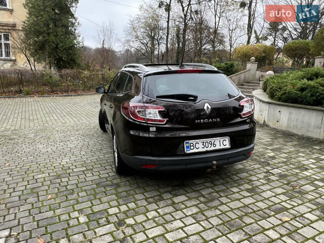 Коричневый Рено Меган, объемом двигателя 1.5 л и пробегом 300 тыс. км за 7100 $, фото 7 на Automoto.ua