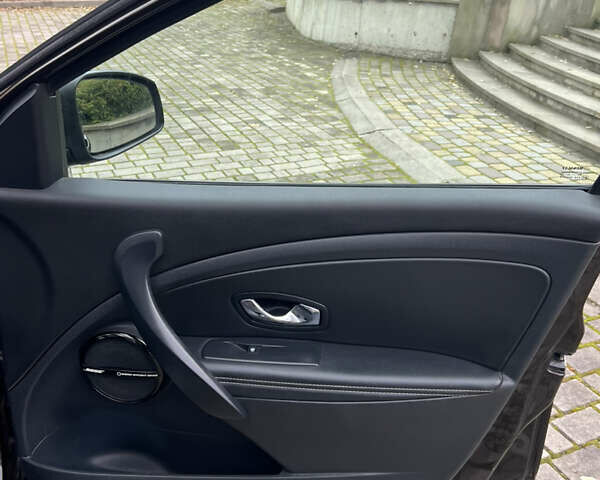 Коричневый Рено Меган, объемом двигателя 1.5 л и пробегом 300 тыс. км за 7100 $, фото 19 на Automoto.ua