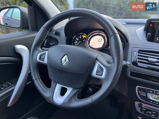 Коричневый Рено Меган, объемом двигателя 1.46 л и пробегом 223 тыс. км за 8999 $, фото 113 на Automoto.ua