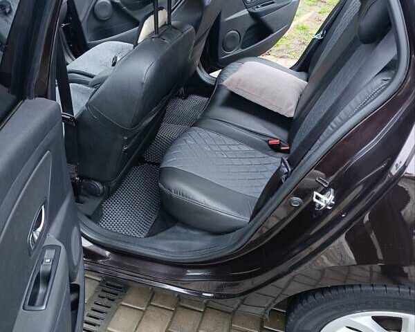 Коричневий Рено Меган, об'ємом двигуна 1.5 л та пробігом 229 тис. км за 9250 $, фото 18 на Automoto.ua