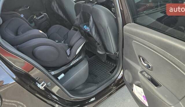 Коричневый Рено Меган, объемом двигателя 1.46 л и пробегом 143 тыс. км за 7500 $, фото 35 на Automoto.ua