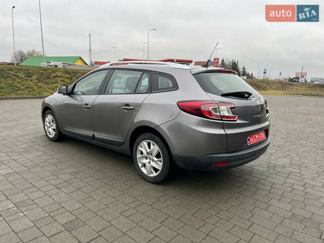 Коричневый Рено Меган, объемом двигателя 1.5 л и пробегом 246 тыс. км за 7450 $, фото 13 на Automoto.ua