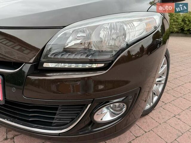 Коричневый Рено Меган, объемом двигателя 1.5 л и пробегом 229 тыс. км за 8899 $, фото 28 на Automoto.ua