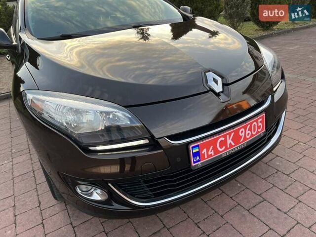 Коричневый Рено Меган, объемом двигателя 1.46 л и пробегом 223 тыс. км за 8999 $, фото 45 на Automoto.ua