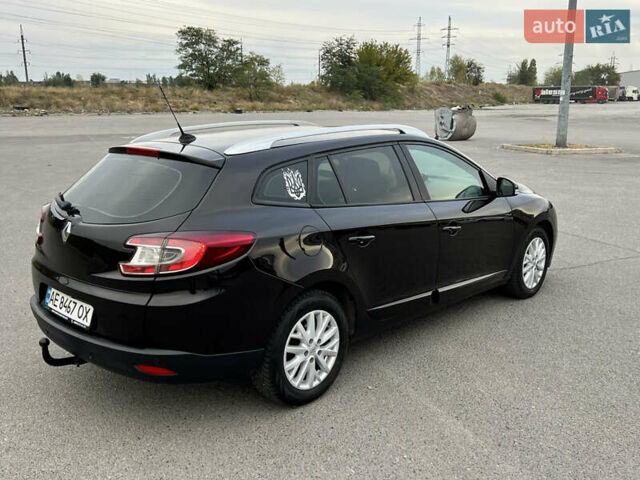 Рено Меган 2013 в Днепре (Днепропетровске) на Automoto.ua Коричневый Рено Меган, объемом двигателя 1.46 л и пробегом 324 тыс. км за 7100 $, фото 5 на Automoto.ua
