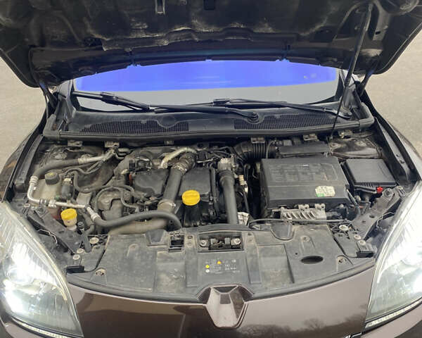 Коричневий Рено Меган, об'ємом двигуна 1.5 л та пробігом 267 тис. км за 8300 $, фото 40 на Automoto.ua