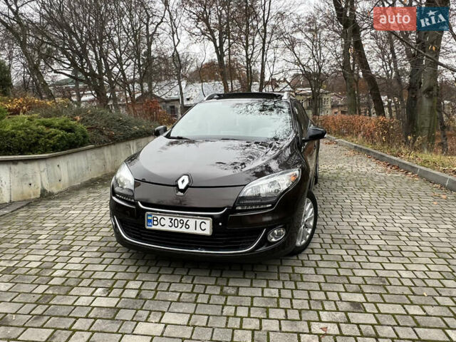 Коричневый Рено Меган, объемом двигателя 1.5 л и пробегом 300 тыс. км за 7100 $, фото 2 на Automoto.ua