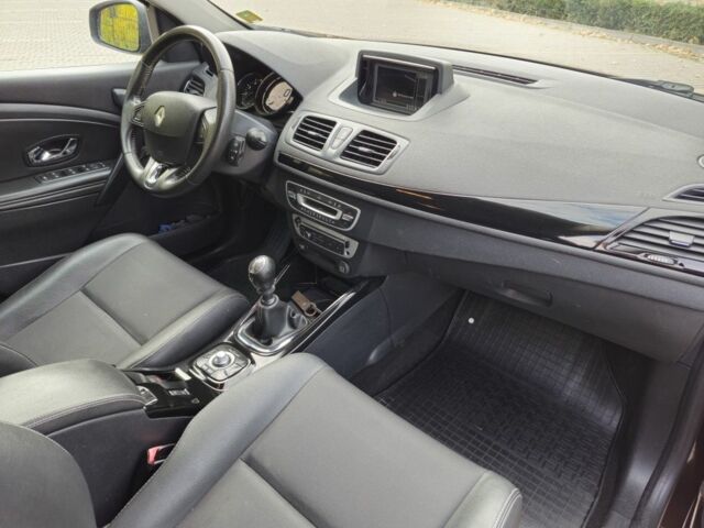 Коричневый Рено Меган, объемом двигателя 0 л и пробегом 215 тыс. км за 8450 $, фото 13 на Automoto.ua