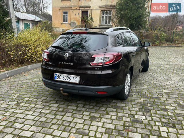 Коричневый Рено Меган, объемом двигателя 1.5 л и пробегом 300 тыс. км за 7100 $, фото 9 на Automoto.ua