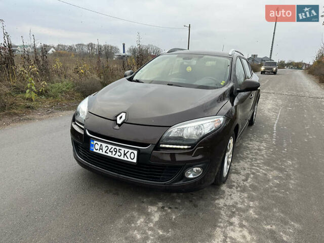 Коричневий Рено Меган, об'ємом двигуна 1.46 л та пробігом 239 тис. км за 7450 $, фото 2 на Automoto.ua