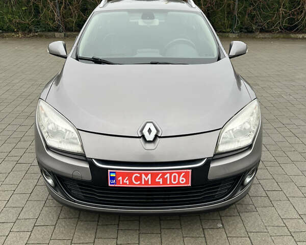 Коричневый Рено Меган, объемом двигателя 1.5 л и пробегом 246 тыс. км за 7450 $, фото 3 на Automoto.ua