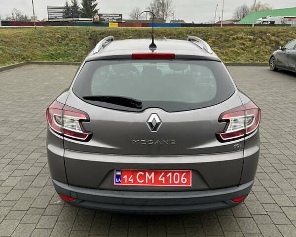 Коричневый Рено Меган, объемом двигателя 1.5 л и пробегом 246 тыс. км за 7450 $, фото 11 на Automoto.ua