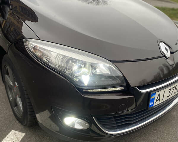 Коричневий Рено Меган, об'ємом двигуна 1.5 л та пробігом 267 тис. км за 8300 $, фото 5 на Automoto.ua