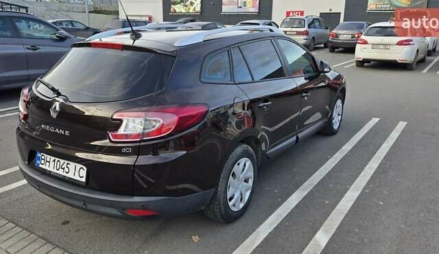 Коричневый Рено Меган, объемом двигателя 1.46 л и пробегом 143 тыс. км за 7500 $, фото 12 на Automoto.ua