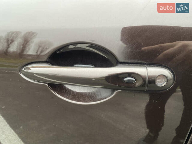 Коричневий Рено Меган, об'ємом двигуна 1.5 л та пробігом 267 тис. км за 8300 $, фото 23 на Automoto.ua