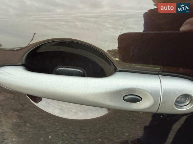 Коричневый Рено Меган, объемом двигателя 1.5 л и пробегом 252 тыс. км за 9300 $, фото 23 на Automoto.ua