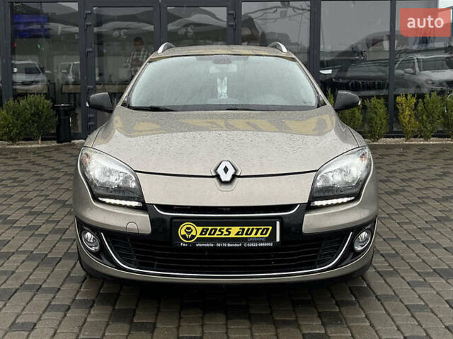 Рено Меган 2013 в Мукачеве на Automoto.ua Коричневый Рено Меган, объемом двигателя 1.46 л и пробегом 214 тыс. км за 9300 $, фото 1 на Automoto.ua