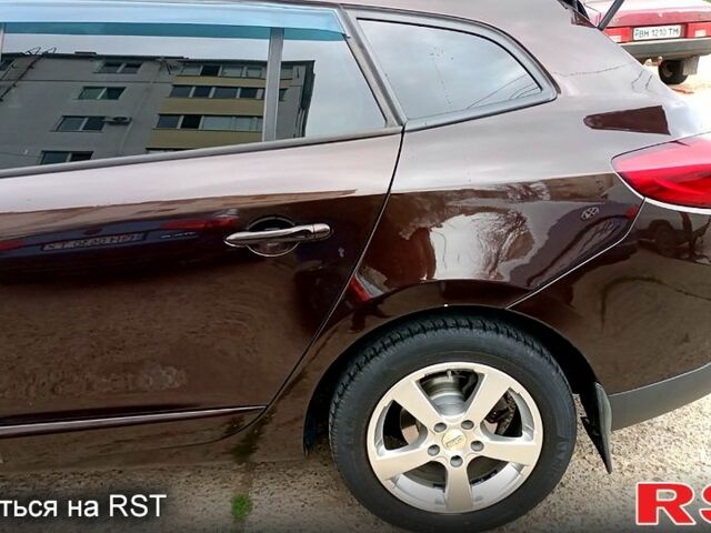 Коричневый Рено Меган, объемом двигателя 1.5 л и пробегом 275 тыс. км за 8300 $, фото 4 на Automoto.ua