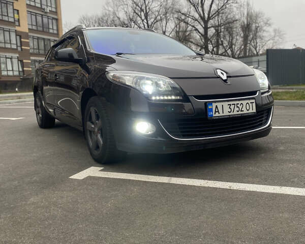 Коричневий Рено Меган, об'ємом двигуна 1.5 л та пробігом 267 тис. км за 8300 $, фото 6 на Automoto.ua