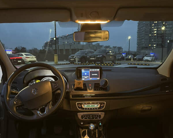 Коричневый Рено Меган, объемом двигателя 1.5 л и пробегом 272 тыс. км за 8700 $, фото 10 на Automoto.ua