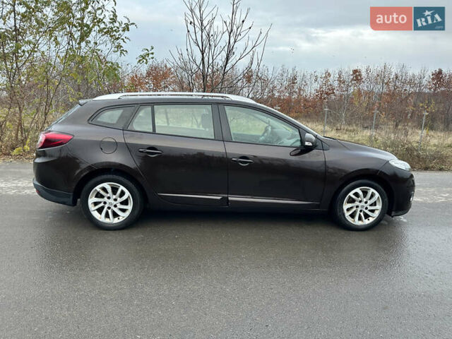 Коричневий Рено Меган, об'ємом двигуна 1.46 л та пробігом 239 тис. км за 7450 $, фото 10 на Automoto.ua