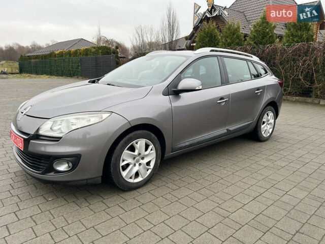 Коричневый Рено Меган, объемом двигателя 1.5 л и пробегом 246 тыс. км за 7450 $, фото 4 на Automoto.ua