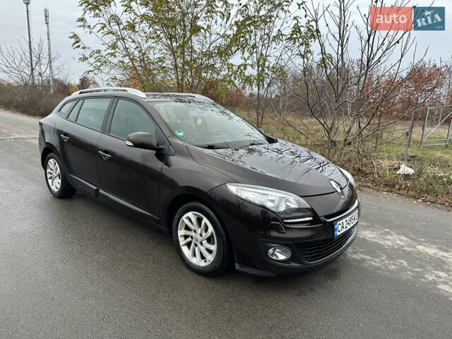 Коричневий Рено Меган, об'ємом двигуна 1.46 л та пробігом 239 тис. км за 7450 $, фото 9 на Automoto.ua