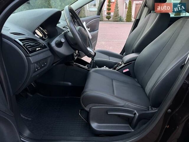 Коричневый Рено Меган, объемом двигателя 1.46 л и пробегом 223 тыс. км за 8999 $, фото 67 на Automoto.ua