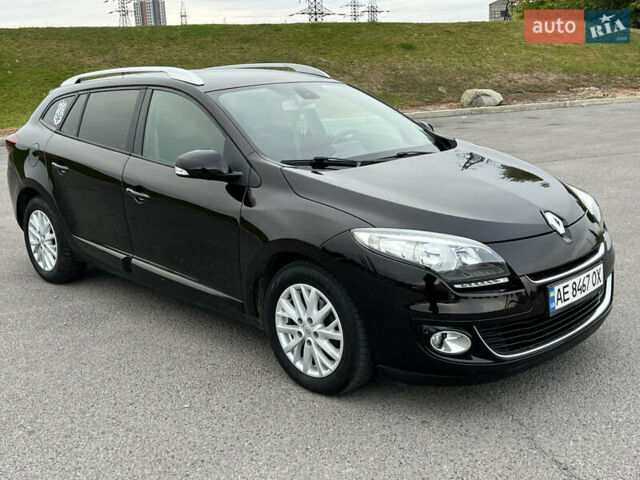 Рено Меган 2013 в Днепре (Днепропетровске) на Automoto.ua Коричневый Рено Меган, объемом двигателя 1.46 л и пробегом 324 тыс. км за 7100 $, фото 9 на Automoto.ua