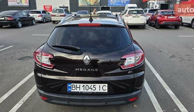 Коричневый Рено Меган, объемом двигателя 1.46 л и пробегом 143 тыс. км за 7500 $, фото 15 на Automoto.ua