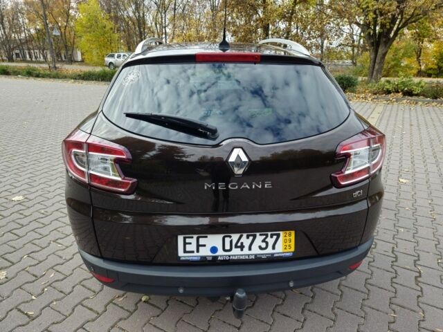 Коричневый Рено Меган, объемом двигателя 0 л и пробегом 215 тыс. км за 8450 $, фото 9 на Automoto.ua