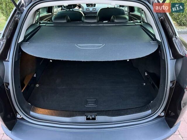 Коричневый Рено Меган, объемом двигателя 1.46 л и пробегом 223 тыс. км за 8999 $, фото 134 на Automoto.ua