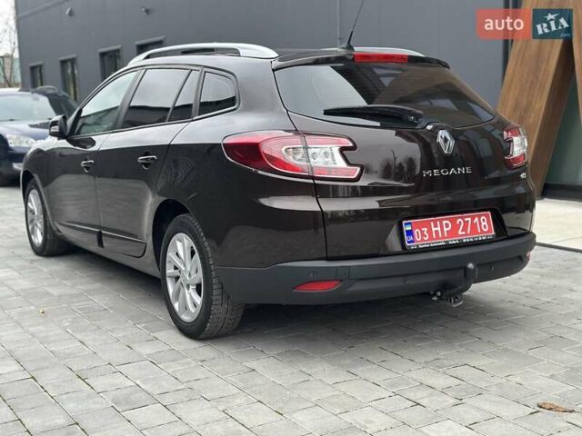 Коричневый Рено Меган, объемом двигателя 0 л и пробегом 170 тыс. км за 10800 $, фото 41 на Automoto.ua