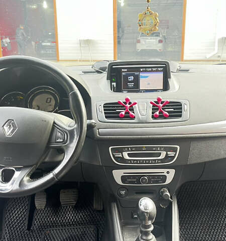 Коричневий Рено Меган, об'ємом двигуна 1.5 л та пробігом 223 тис. км за 9500 $, фото 10 на Automoto.ua