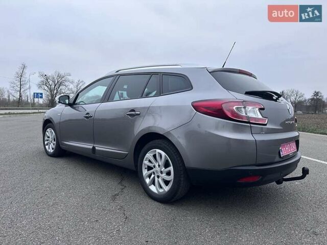 Коричневий Рено Меган, об'ємом двигуна 0 л та пробігом 235 тис. км за 8800 $, фото 51 на Automoto.ua