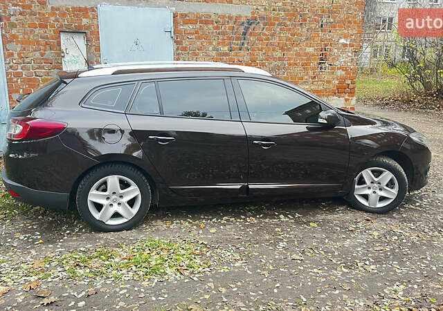 Коричневий Рено Меган, об'ємом двигуна 1.5 л та пробігом 223 тис. км за 9500 $, фото 20 на Automoto.ua