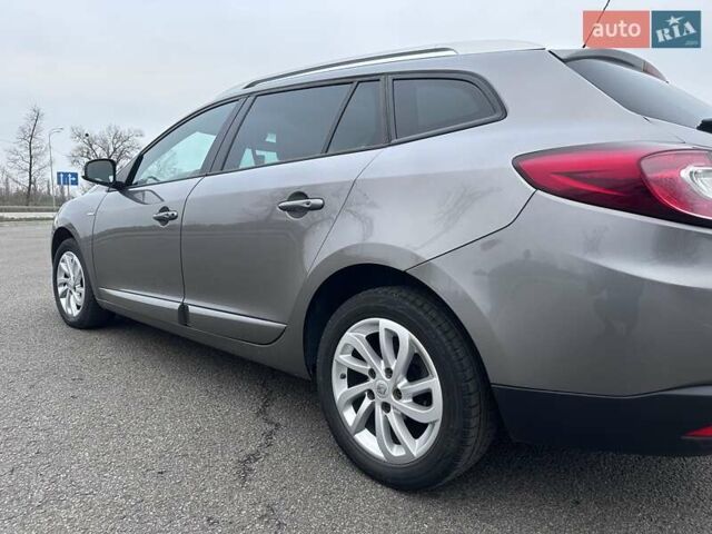 Коричневий Рено Меган, об'ємом двигуна 0 л та пробігом 235 тис. км за 8800 $, фото 58 на Automoto.ua