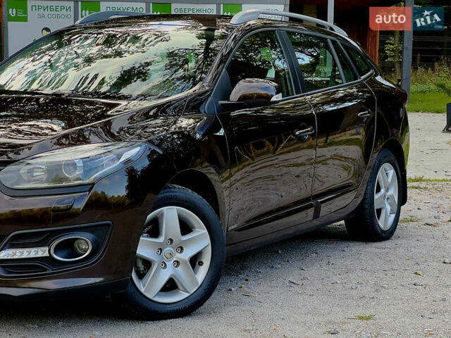 Коричневый Рено Меган, объемом двигателя 1.5 л и пробегом 230 тыс. км за 9500 $, фото 3 на Automoto.ua