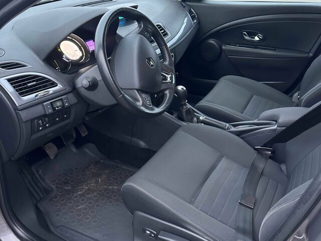 Коричневий Рено Меган, об'ємом двигуна 1.5 л та пробігом 235 тис. км за 8800 $, фото 8 на Automoto.ua